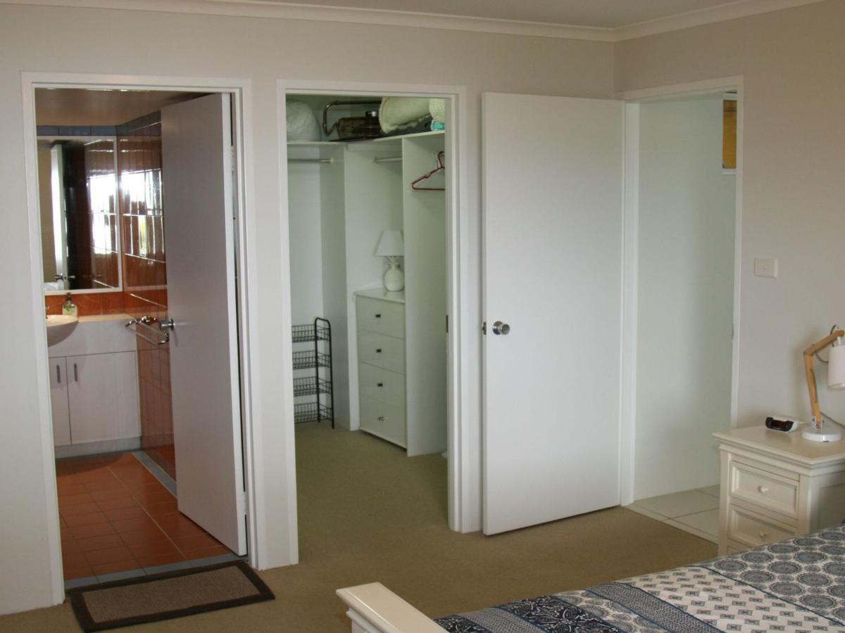 Appartement The Clippers 1 Fabulous Waterfront Unit à Salamander Bay Extérieur photo