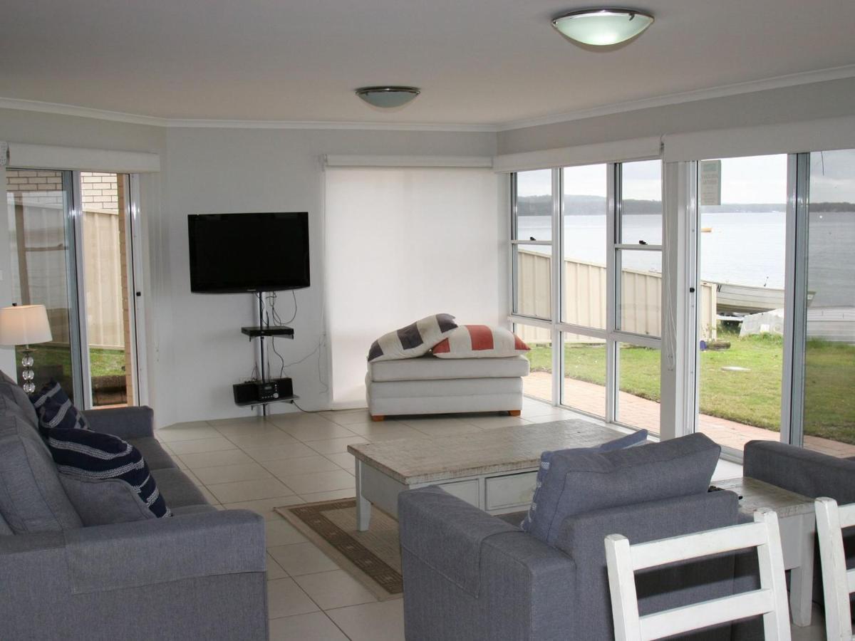 Appartement The Clippers 1 Fabulous Waterfront Unit à Salamander Bay Extérieur photo